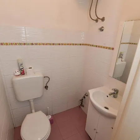 Apartments By The Sea Rtina - Miletici, Zadar - 11548