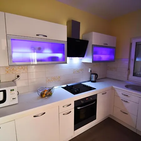 Apartments By The Sea Rtina - Miletici, Zadar - 11548