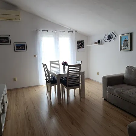 Apartament By The Sea Rtina - Miletici, Zadar - 11548 Ražanac
